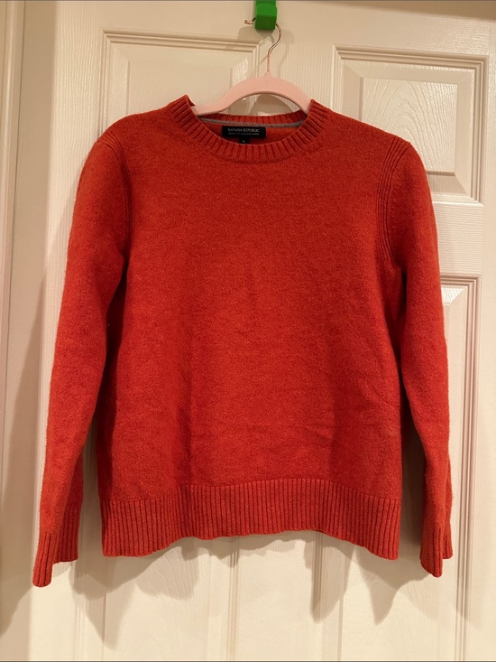 Banana Republic Sweaters - Banana Republic Women's Crewneck Sweater